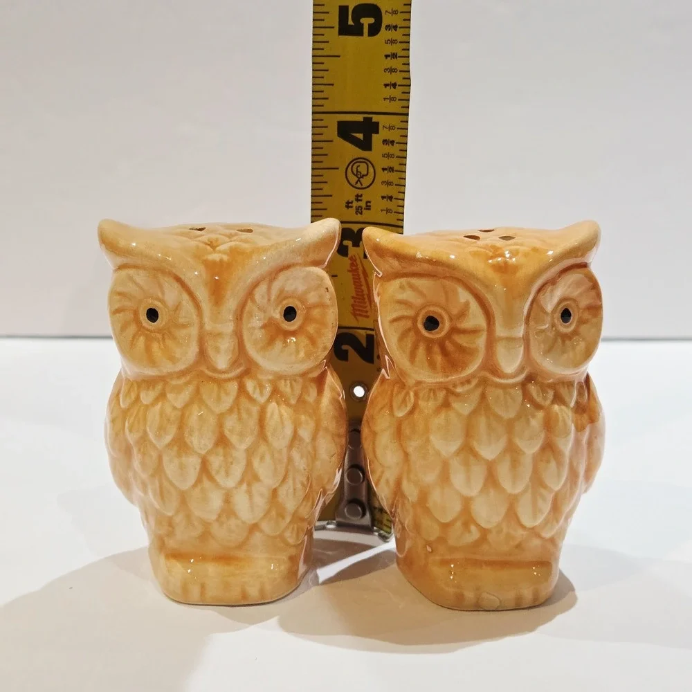 Ceramic Owl Salt & Pepper Shakers New Beige Orange 3